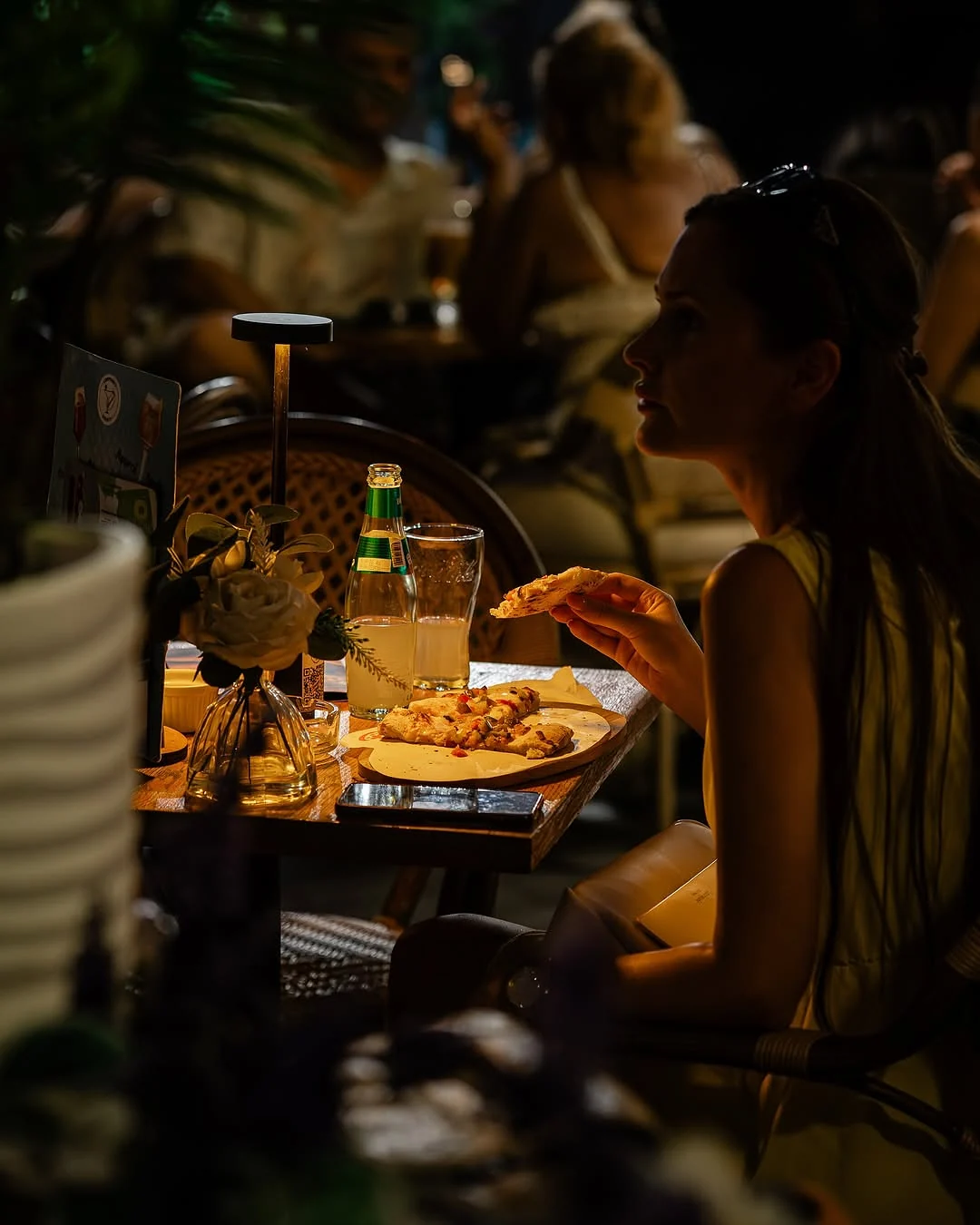 Terasa Cofftails Universitate seara